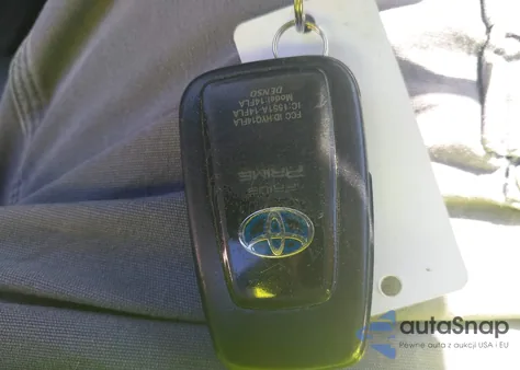 2022 Toyota Prius Prime Limited z USA, uszkodzony, nr VIN JTDKAMFP7N3210280